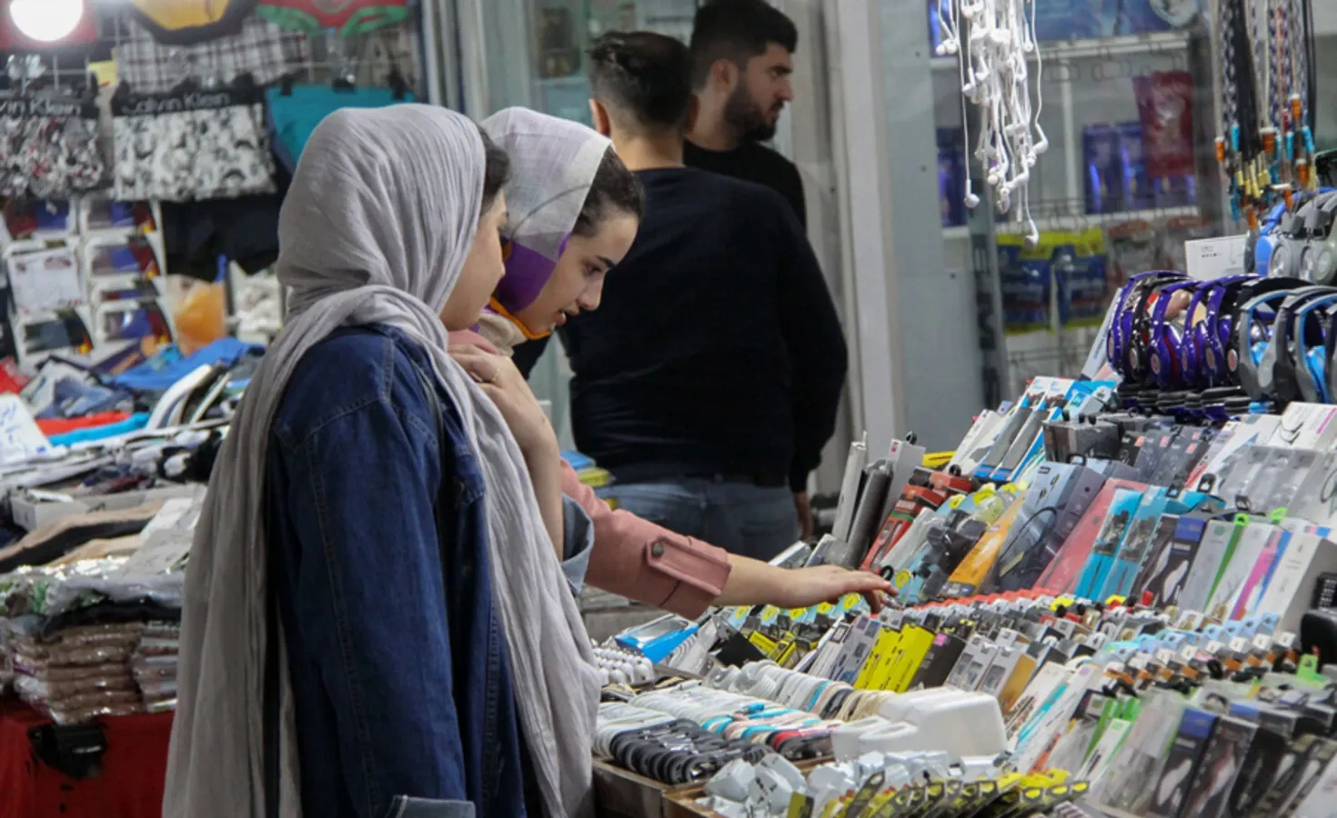 راهنمای جامع خرید از بازارچه ساحلی آستارا؛ تحلیل کیفیت و قیمتها