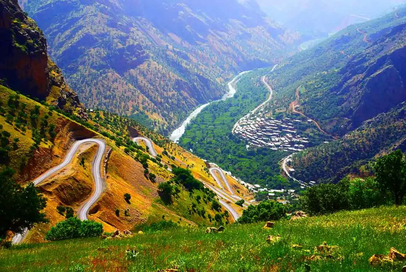 بهترین شهرهای ایران برای سفر چندروزه در تعطیلات | راهنمای کامل